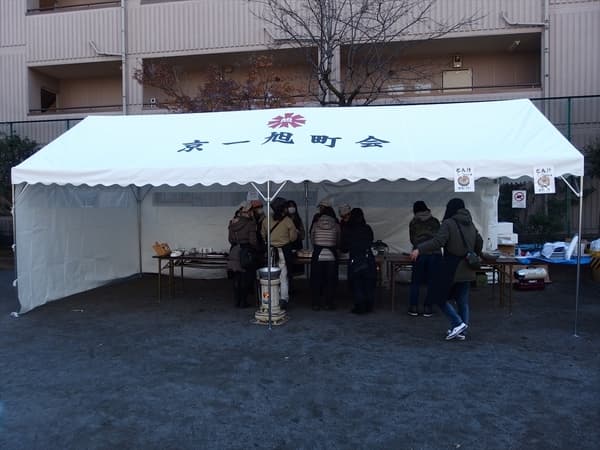 京一旭町会様 組立らくらく キングテントで設営した事例